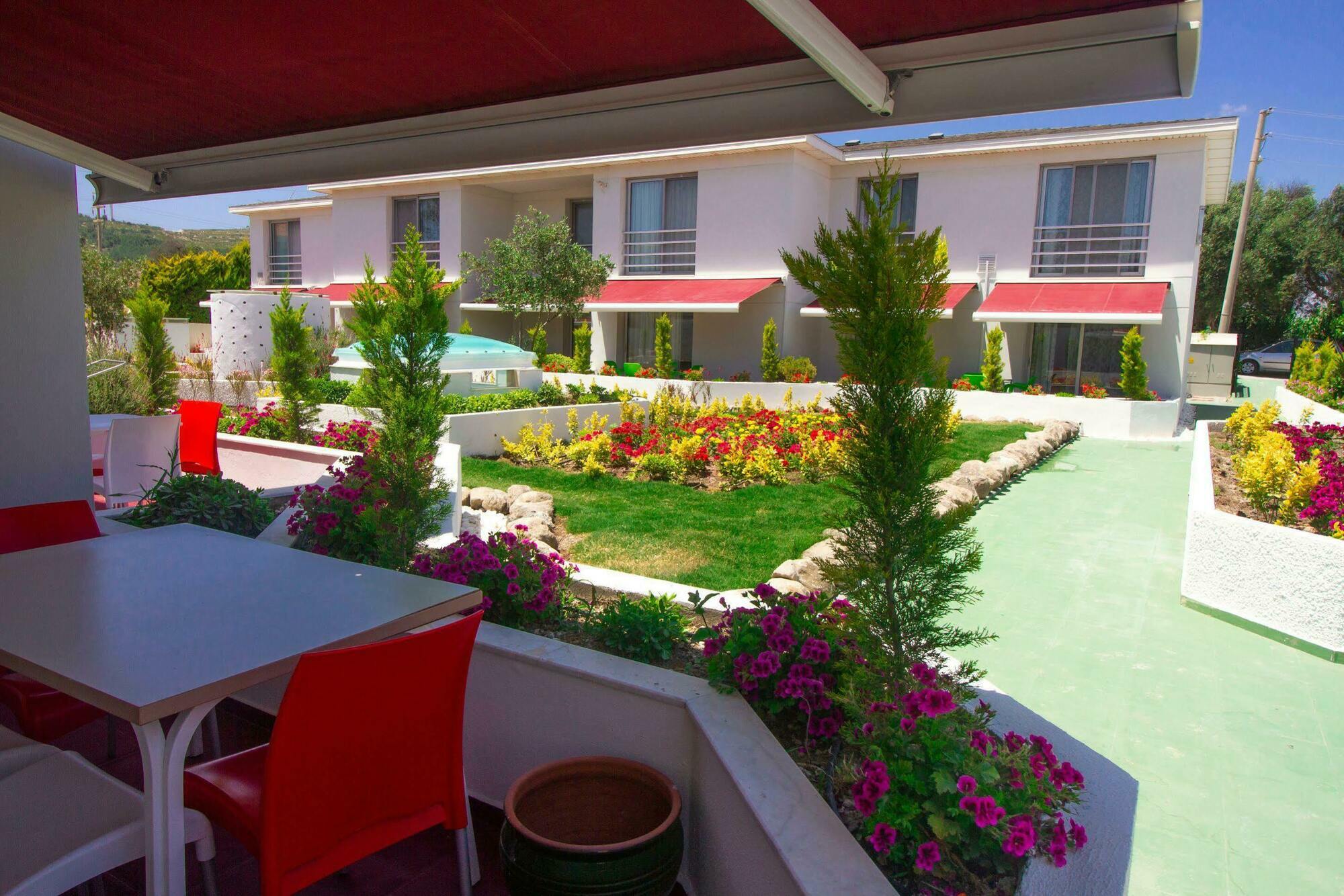 Vela Garden Resort เซสเม ภายนอก รูปภาพ