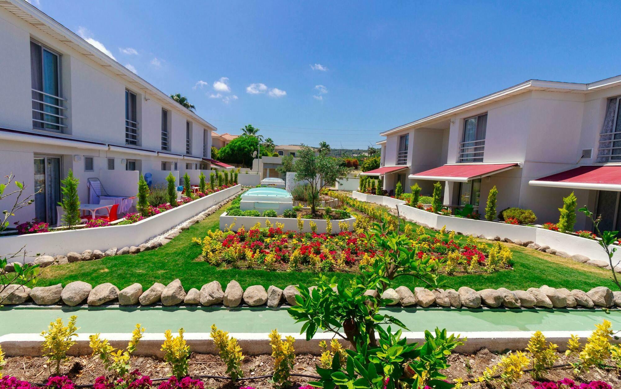 Vela Garden Resort เซสเม ภายนอก รูปภาพ